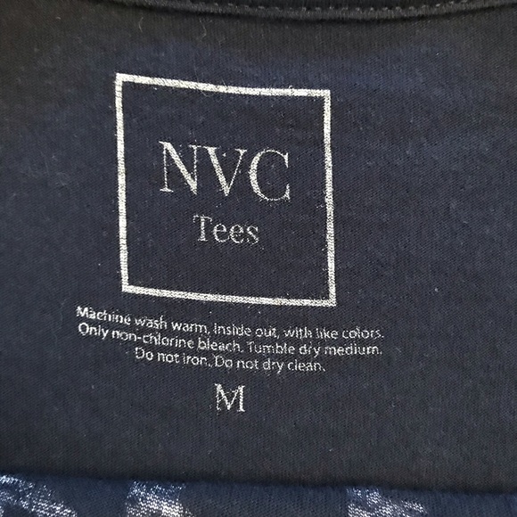 Spread Love Not Hate Spell Out Graphic Tee Adult Size Medium Oversized Dark Blue - Picture 4 of 4